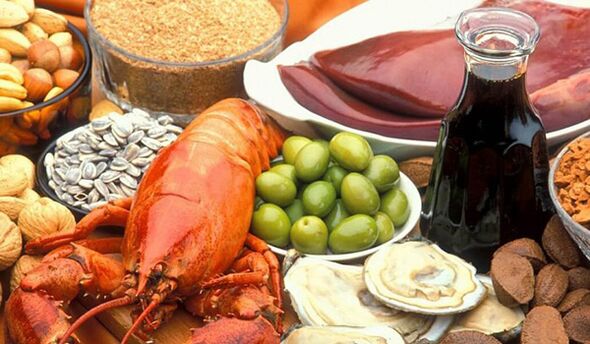 Mariscos e froitos secos na dieta dun home para unha ampliación eficaz do pene