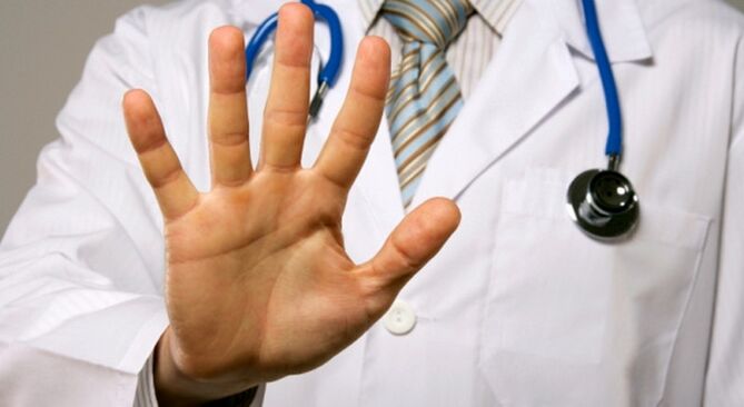 O médico indica contra-indicacións para a ampliación do pene